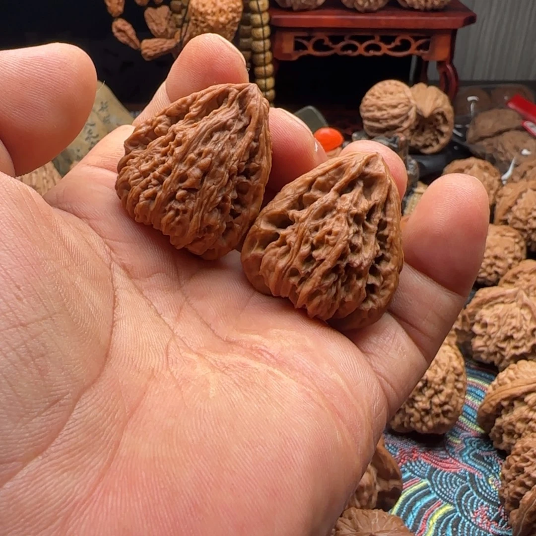 文玩核桃吊坠全品南疆石佛肚34