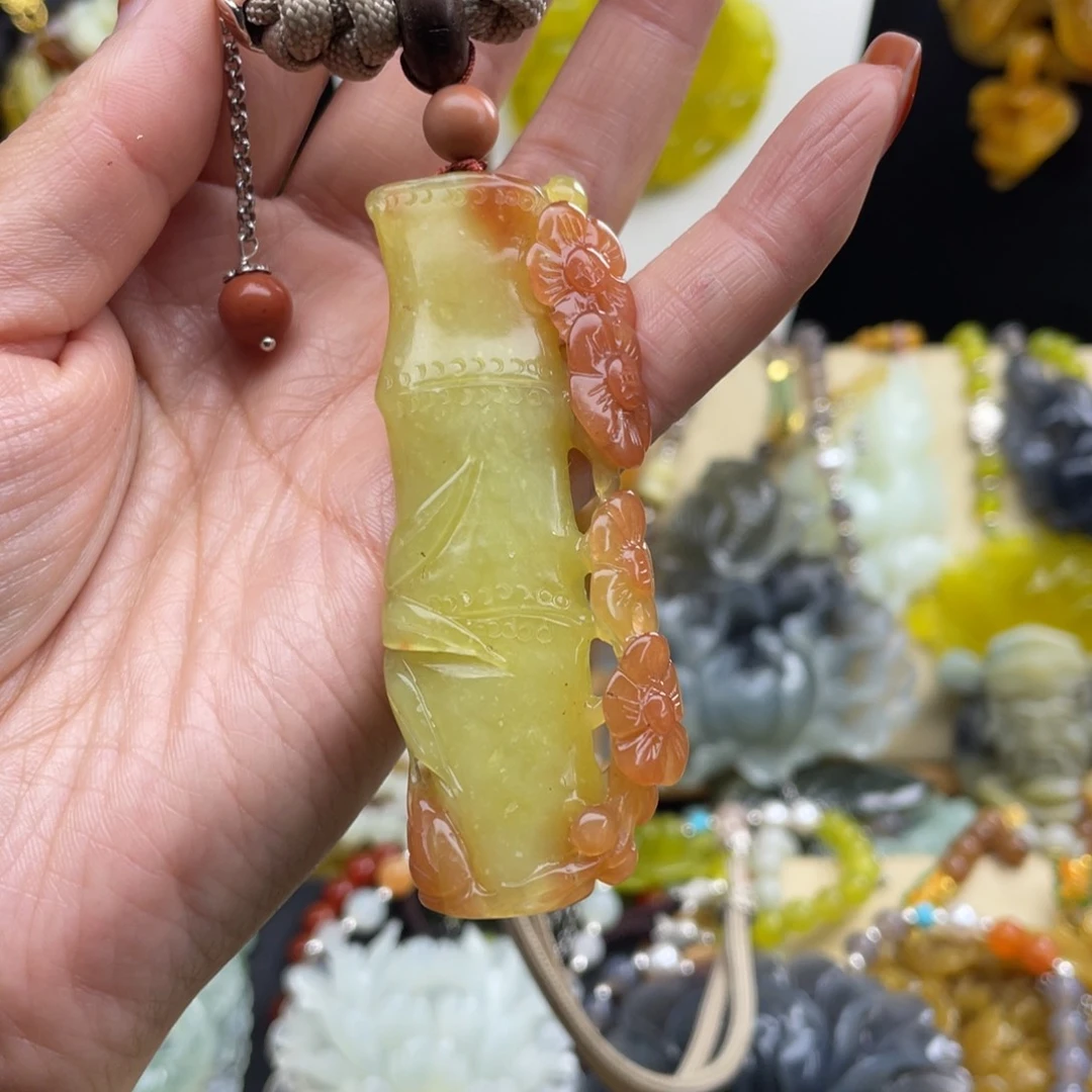 未镶嵌蛇纹石玉颈饰