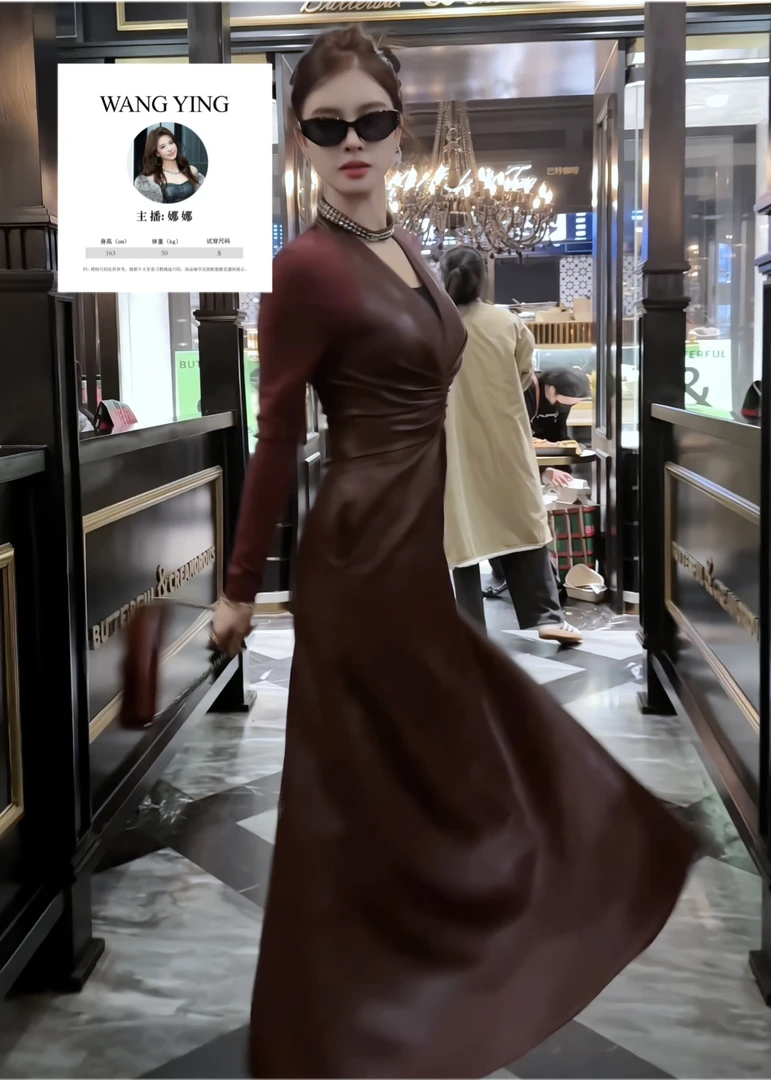 莹莹红人馆时尚气质设计师款拼皮连衣裙 70962044 1031