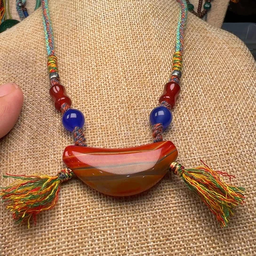 玛瑙/玉髓颈饰未镶嵌