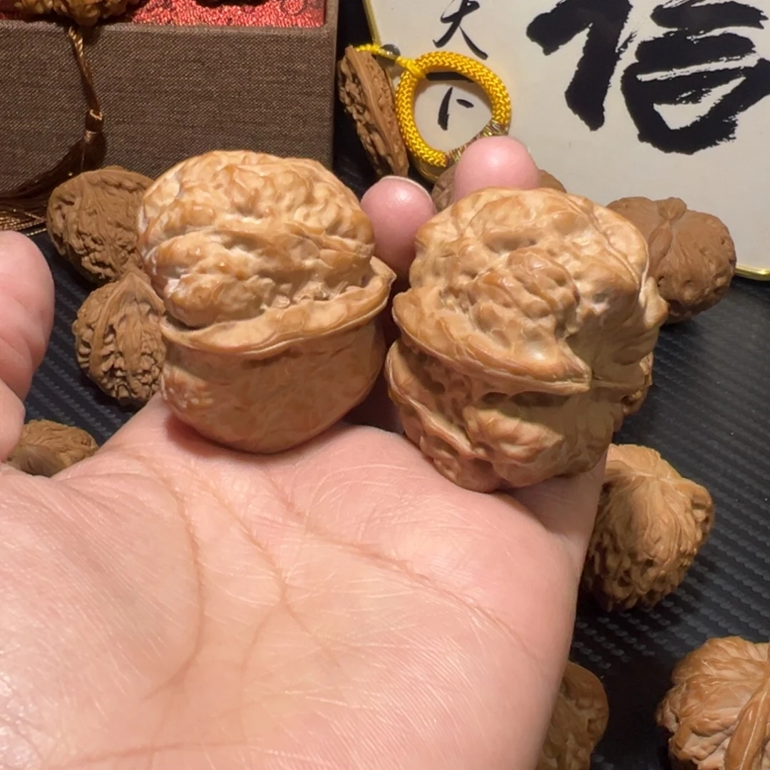核桃四开背蛤膜头47克39+