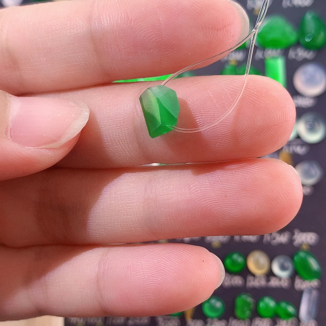 翡翠未镶嵌颈饰纯天然翡翠a货