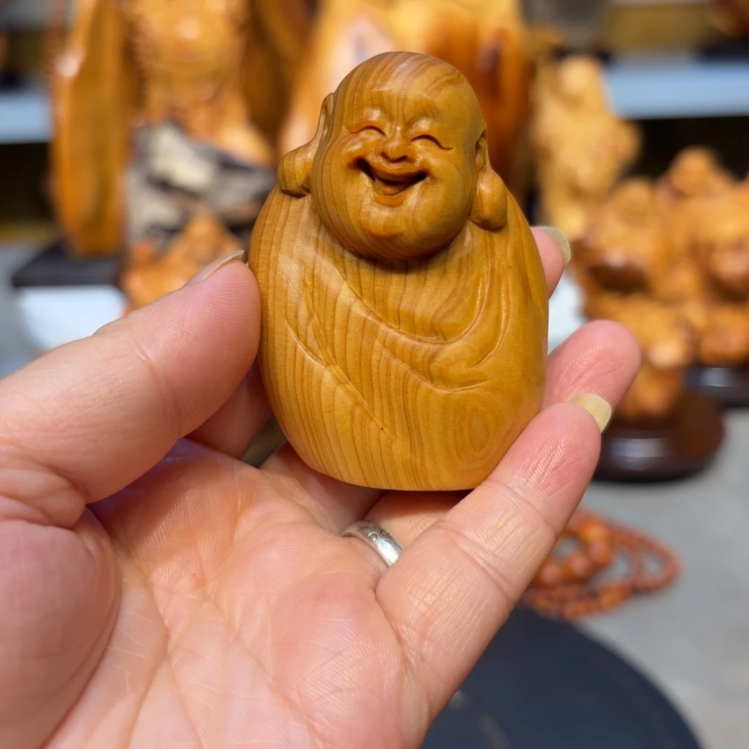 木太行崖柏弥勒佛