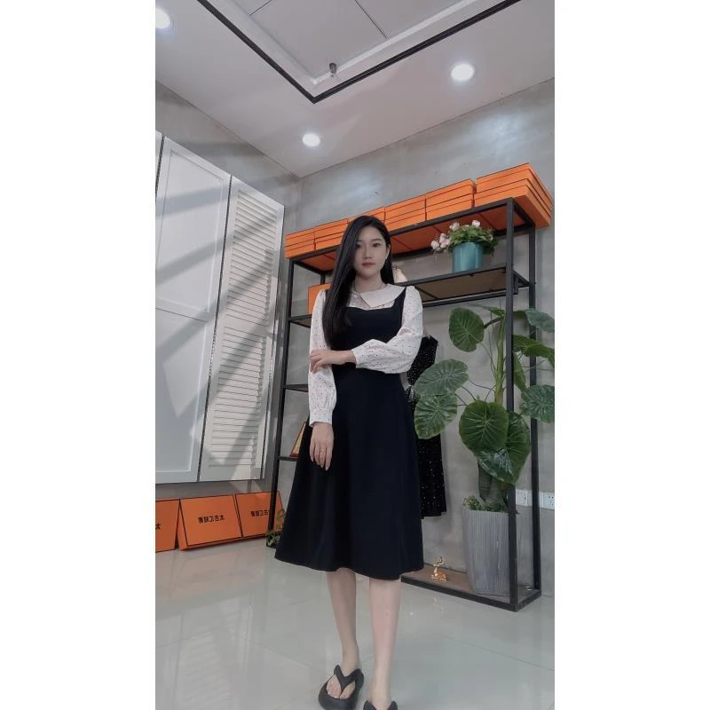 早秋季复古法式收腰减龄波点假两件连衣裙显瘦赫本气质小黑