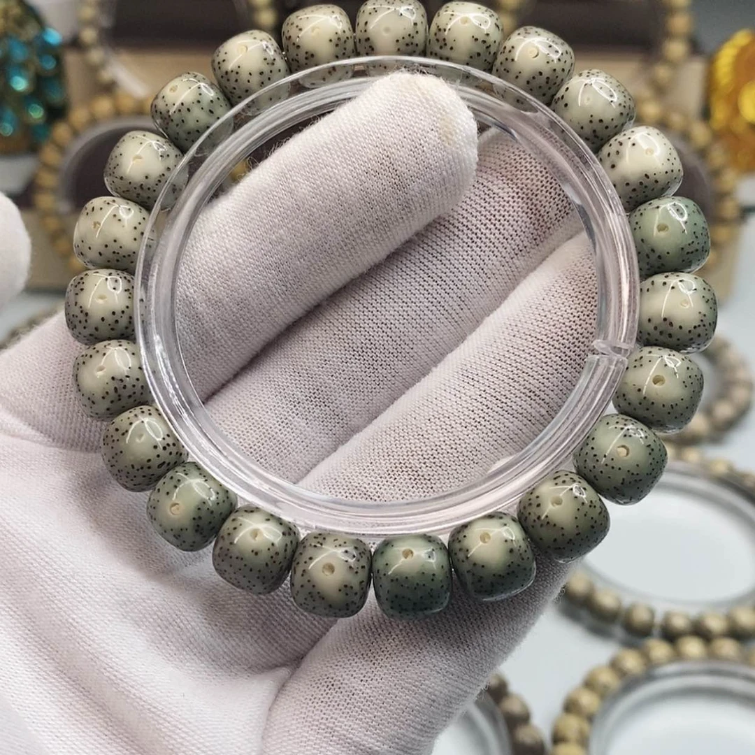 【闪购商品】星月菩提手串小**心9×10一物一图原生态同枝绿包白