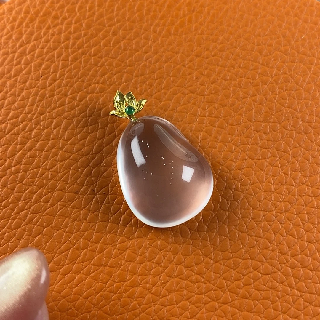 颈饰18K金镶嵌石英质玉
