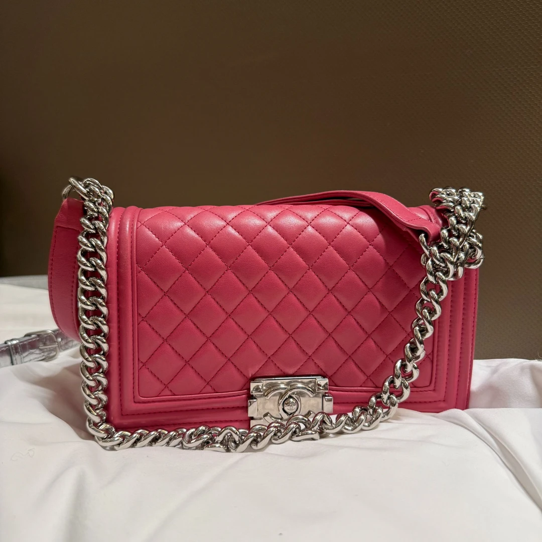 95新 Chanel/香奈儿 leboy中号粉色