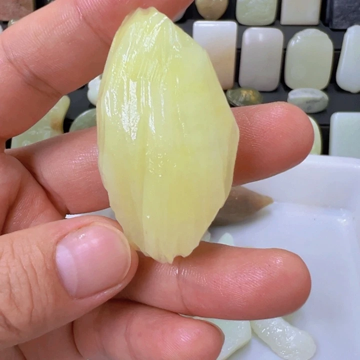 未镶嵌和田玉珠宝奇石