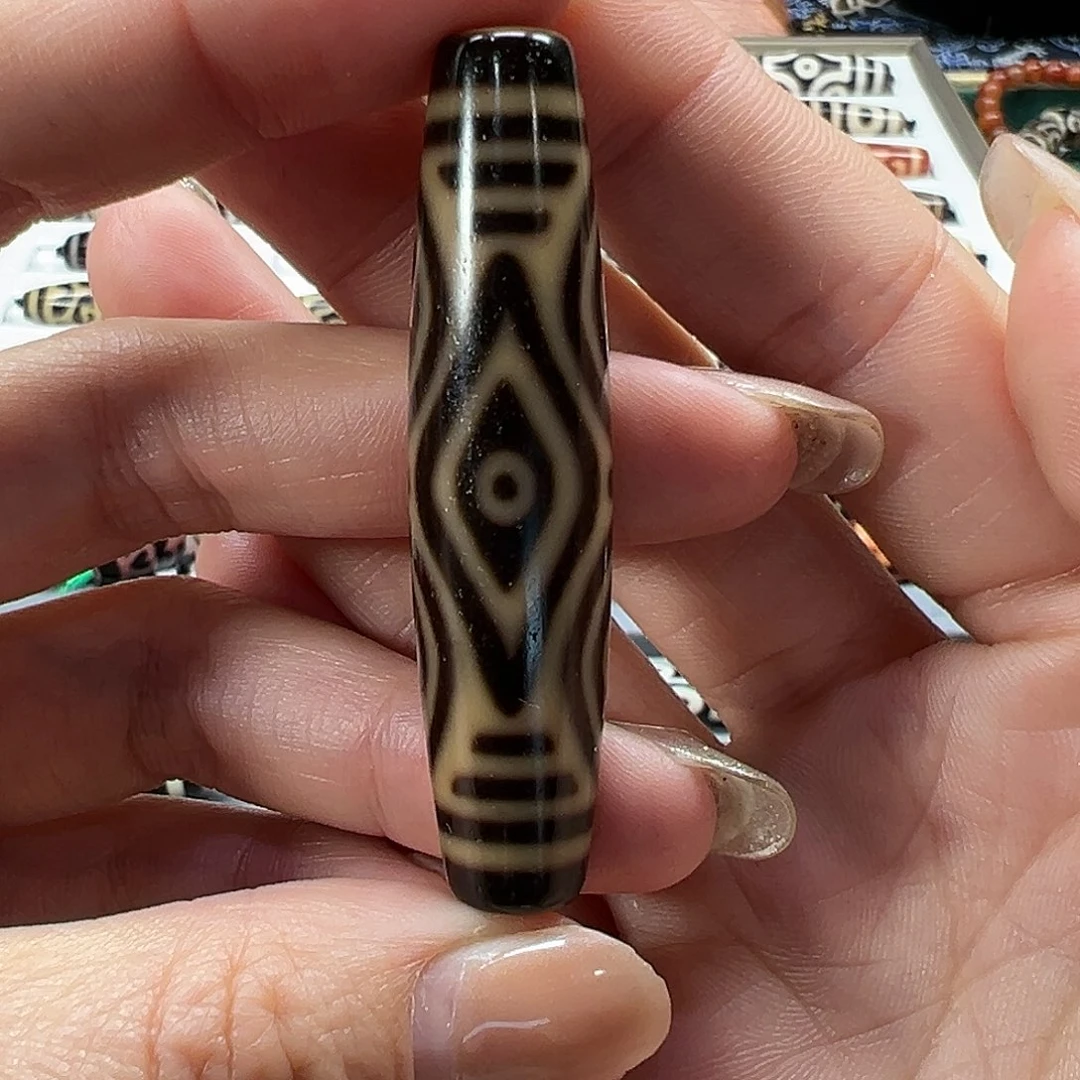 玛瑙/玉髓未镶嵌珠宝半成品台工黑金龙六