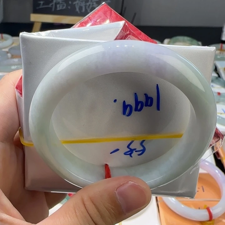 未镶嵌手镯翡翠翡翠手镯