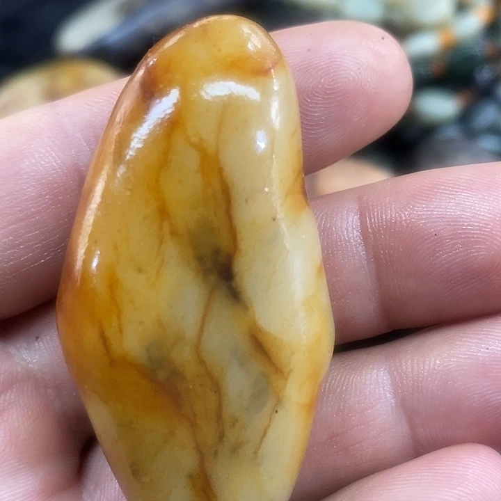 和田玉（糖玉）未镶嵌挂件
