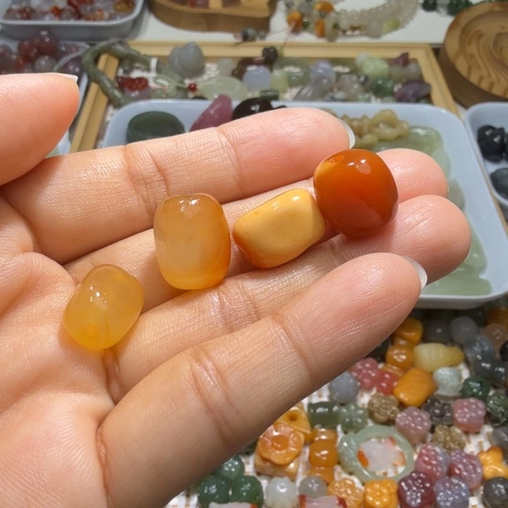 和田玉未镶嵌珠宝半成品