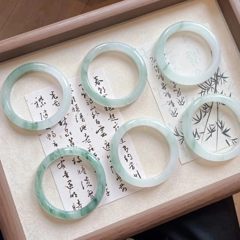 【天然】天山翠手镯冰种飘花扁条雪翠玉镯女款送闺蜜礼物多样性发一