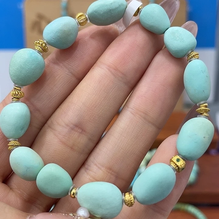 绿松石未镶嵌珠宝奇石