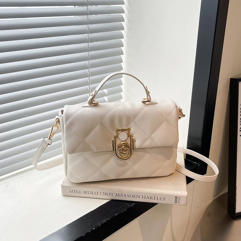 2025网红爆款女士手提斜跨包夏季新款小香风菱格单肩大容量通勤包