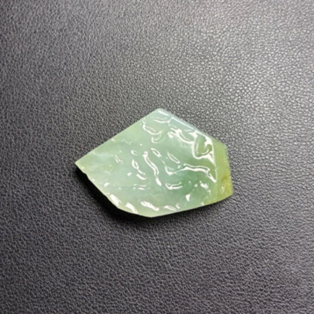 天然缅甸A货翡翠雕刻定制包工