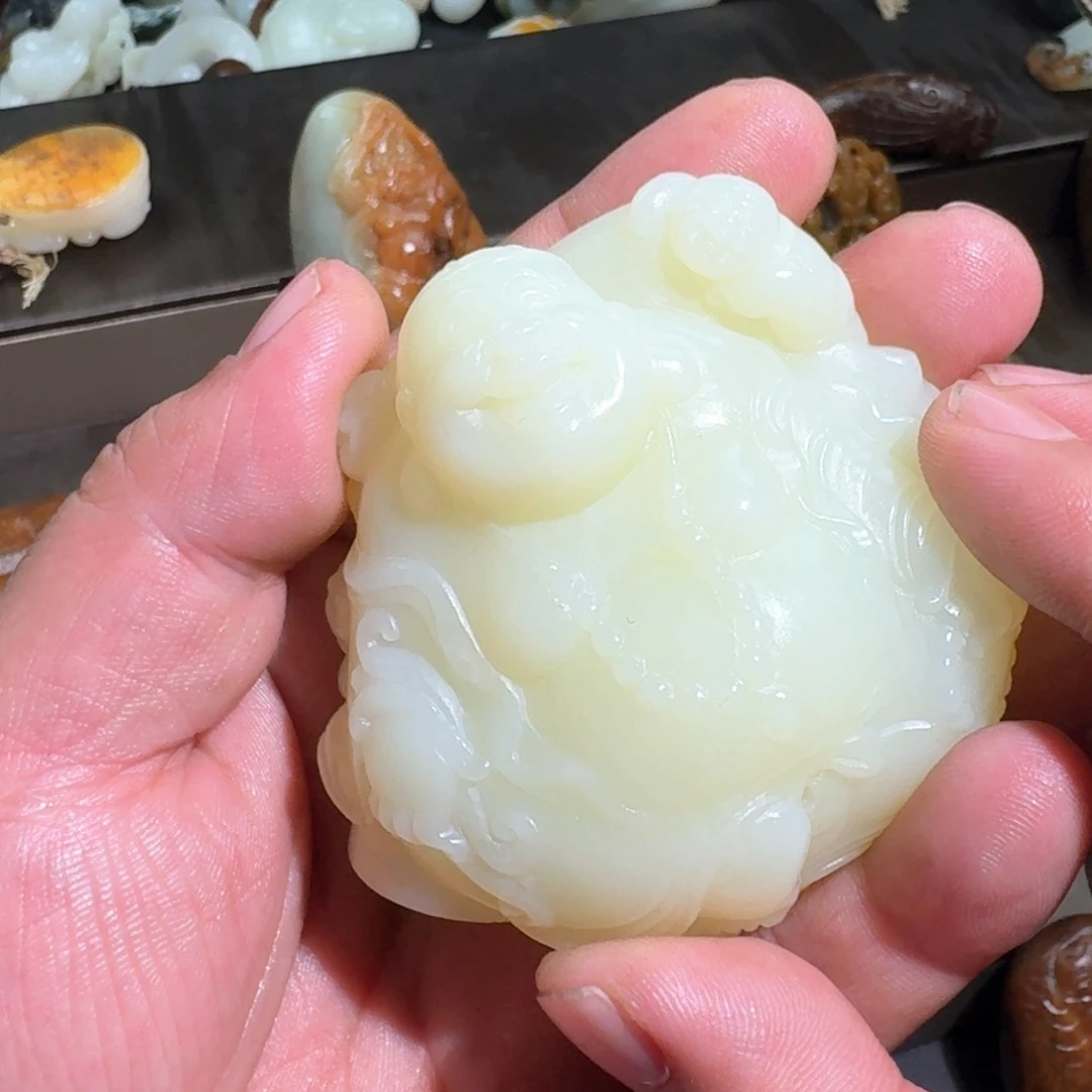 和田玉颈饰未镶嵌变****林