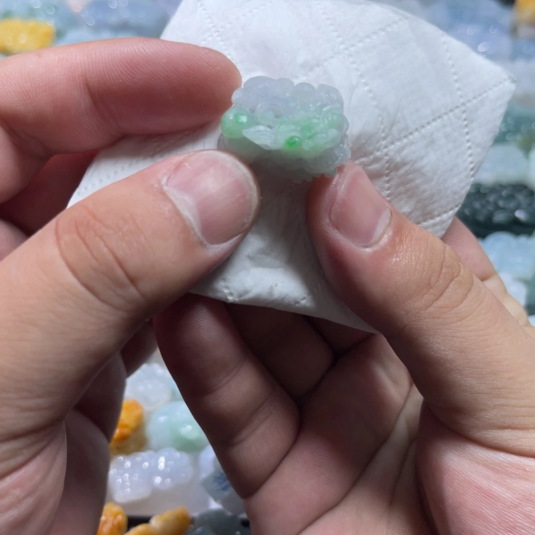 定制翡翠未镶嵌天然
