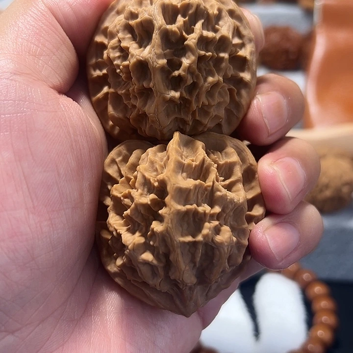 娃***哈把件猴头核桃帝王