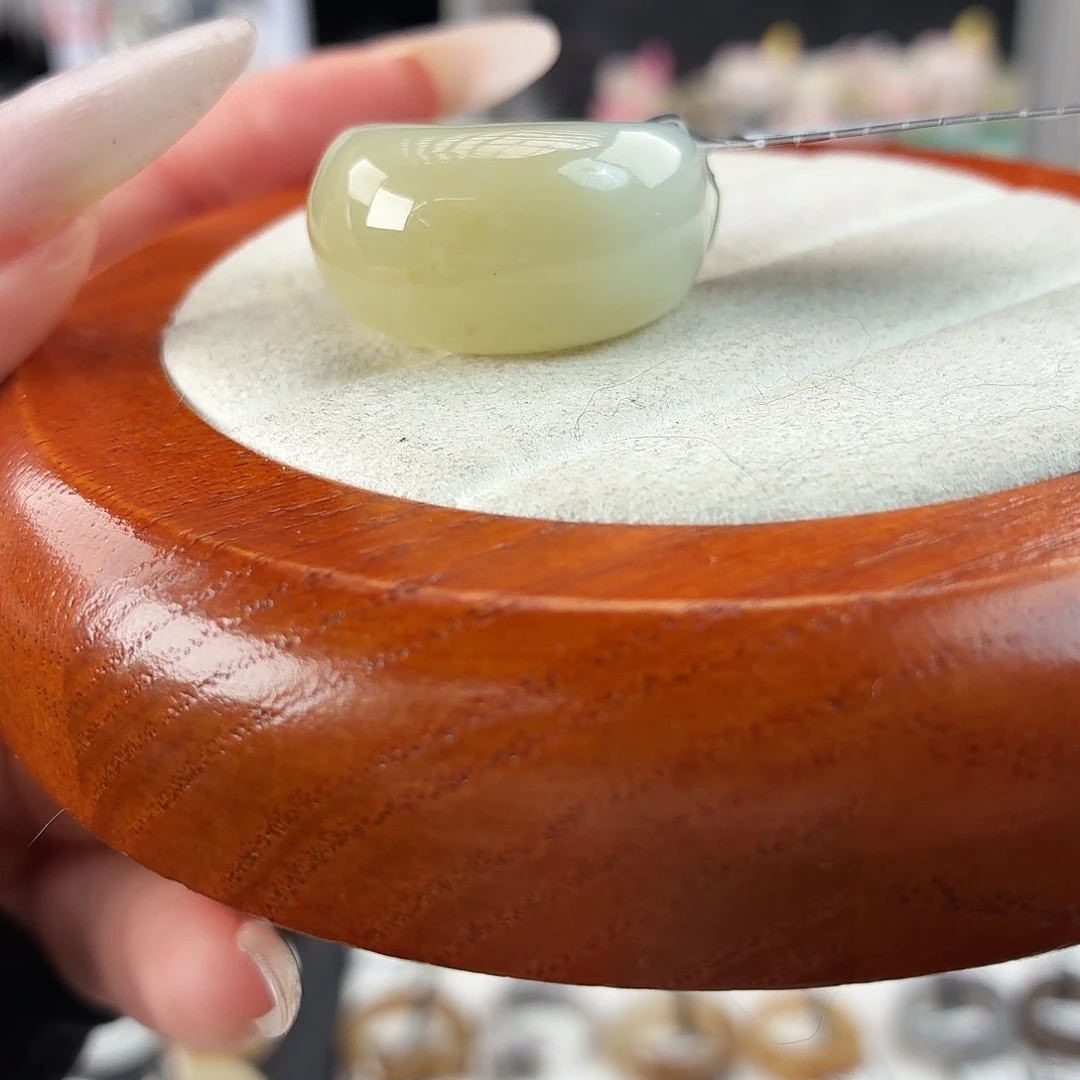 和田玉未镶嵌戒指r54糖绿馒头18.0