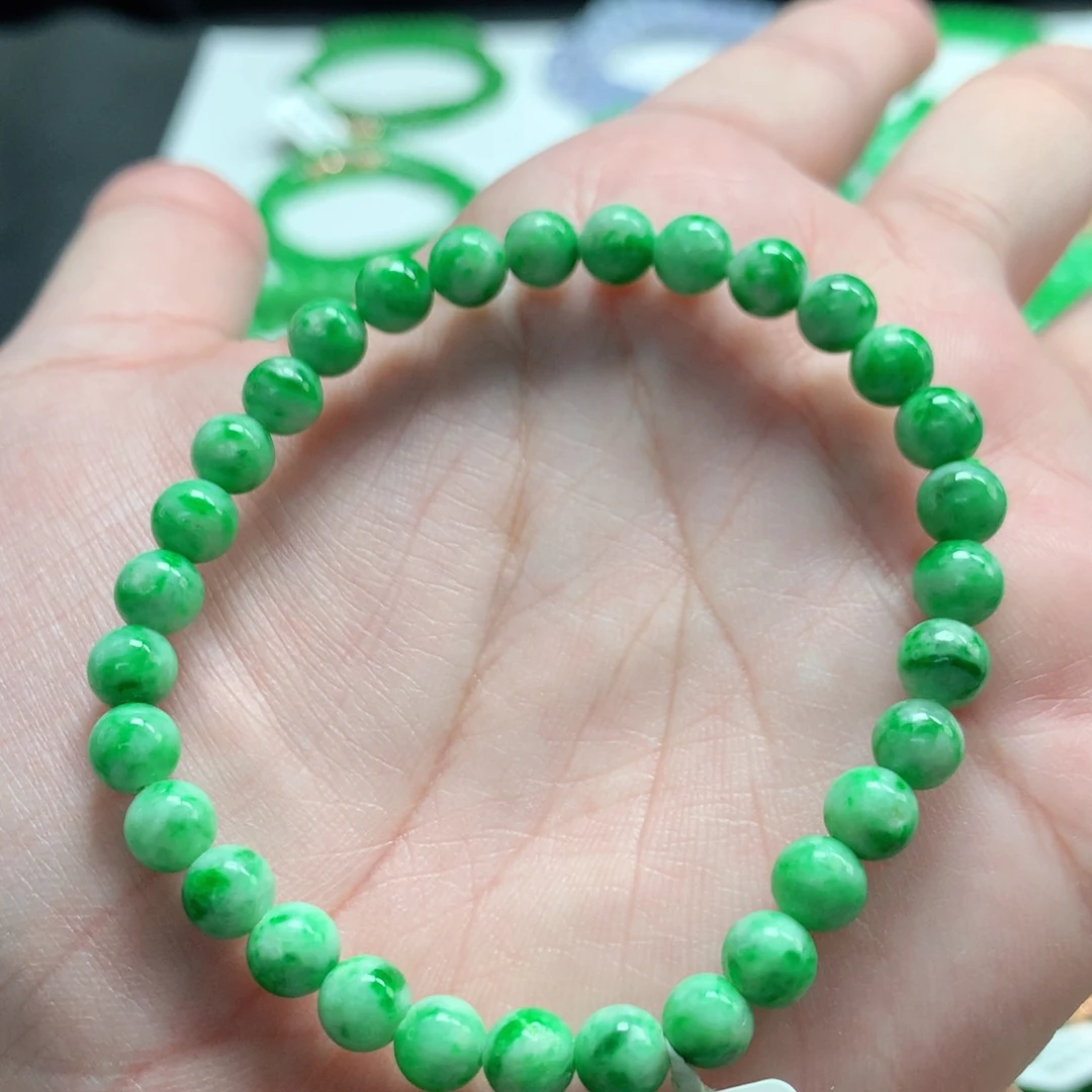 翡翠未镶嵌手链翡翠