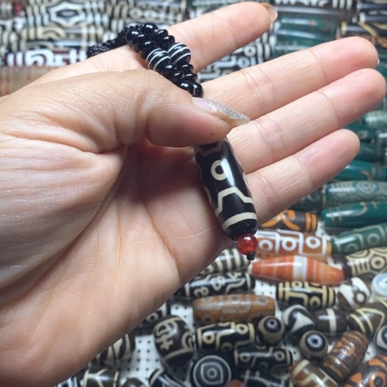 阿***力玛瑙/玉髓颈饰未镶嵌