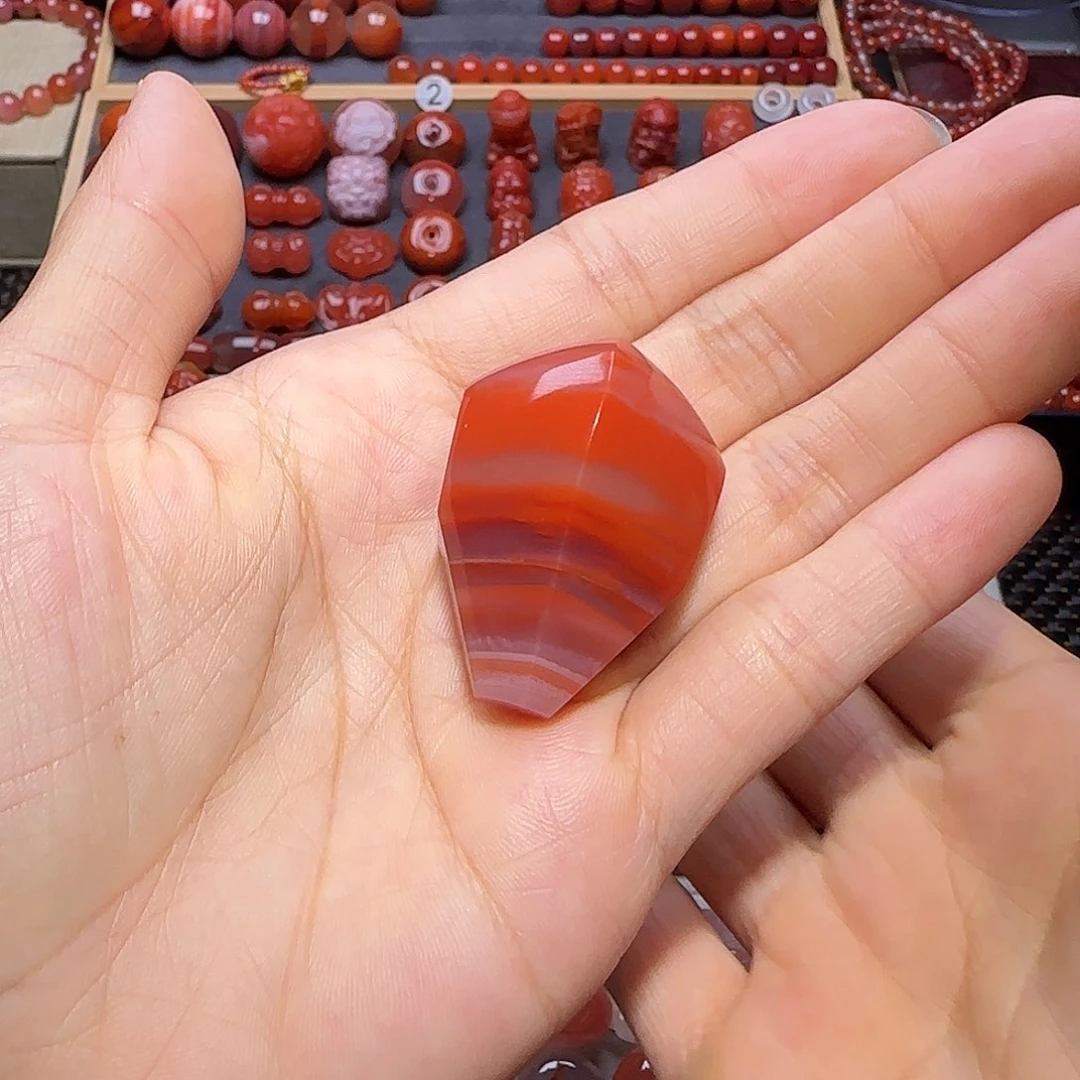 未镶嵌南红玛瑙珠宝奇石丐****》