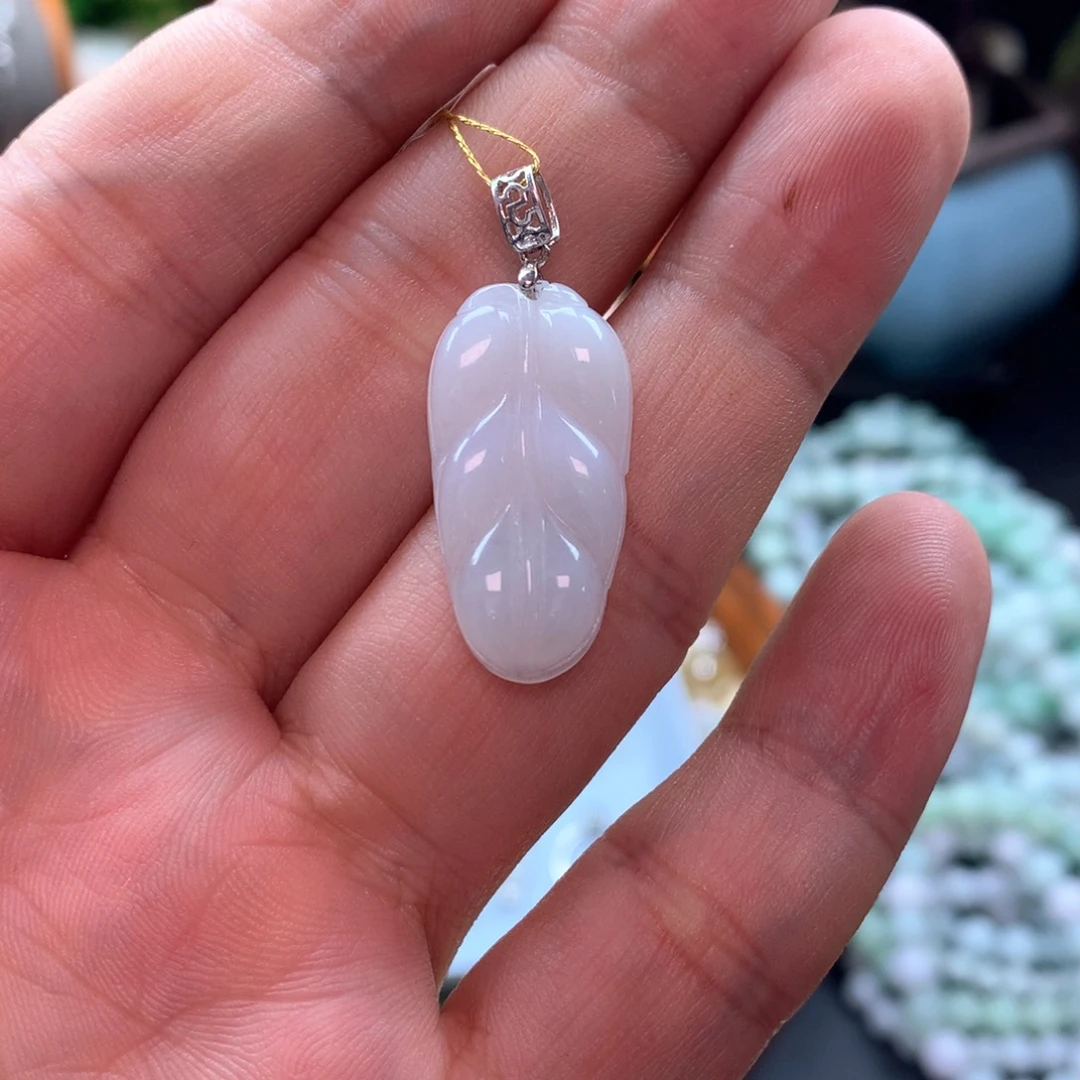 颈饰银S925镶嵌翡翠