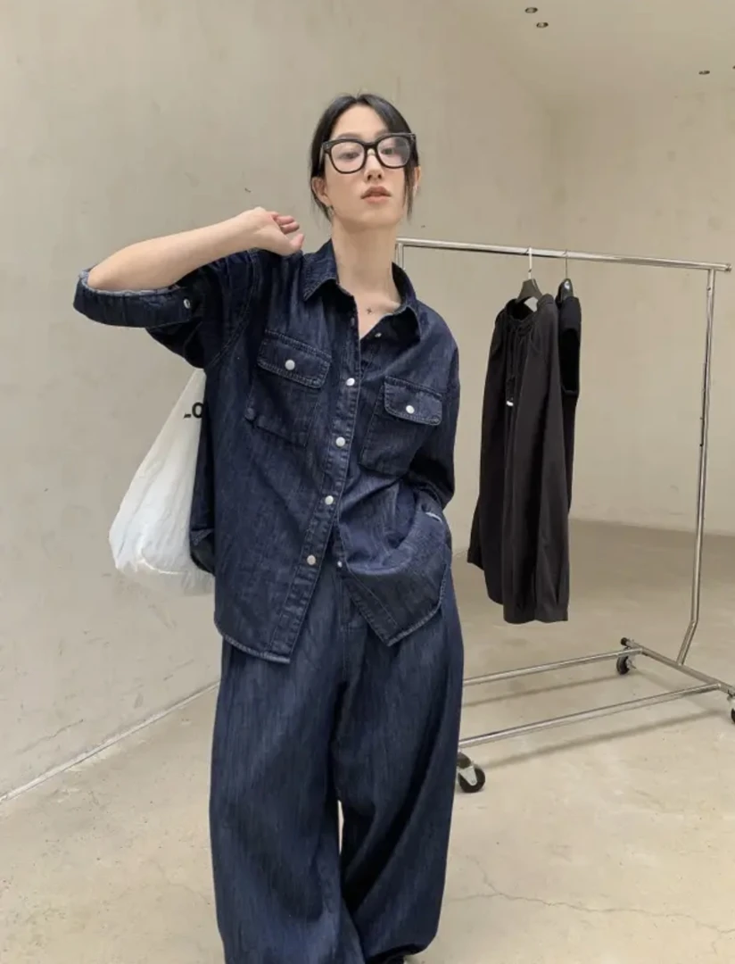 港风牛仔衬衫女长袖休闲宽松翻领双口袋外套