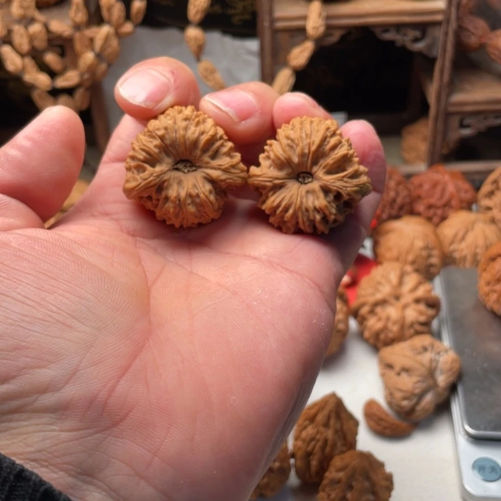 吊坠文玩核桃团子