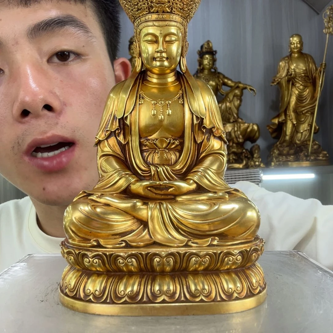 李****佛像的造型和造型都很精美