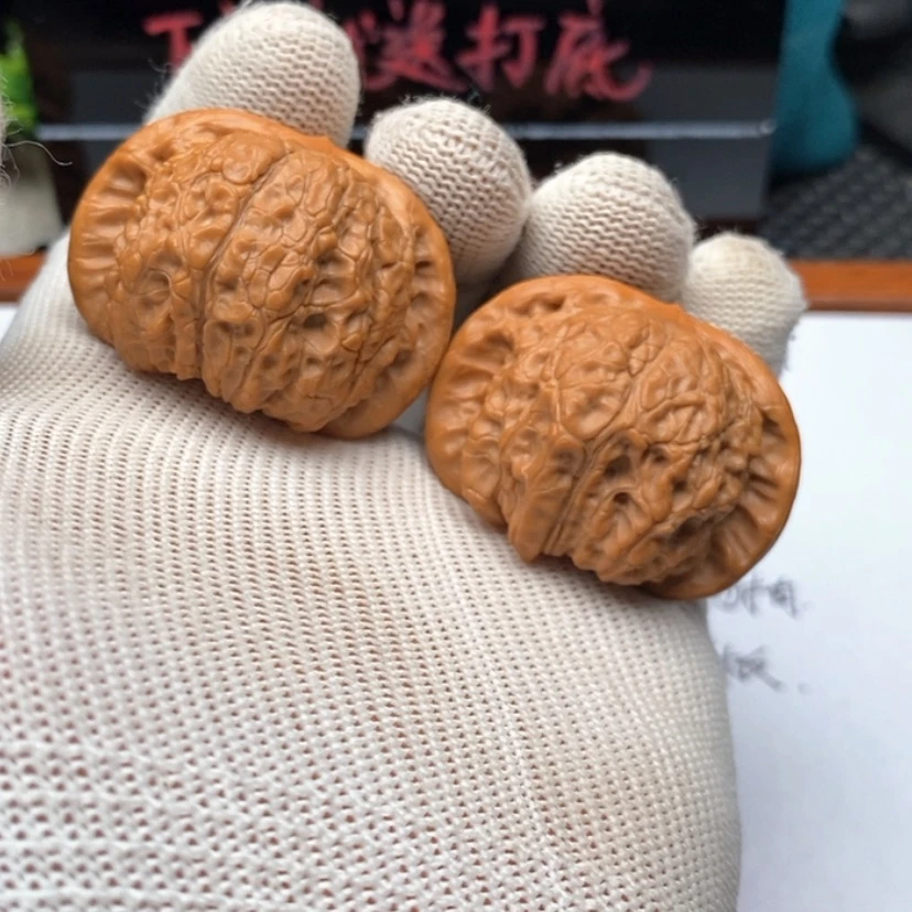 【闪购商品】文玩核桃把件29血麒麟