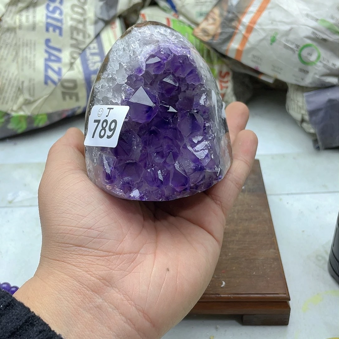 紫晶大型摆件（非配饰）未镶嵌