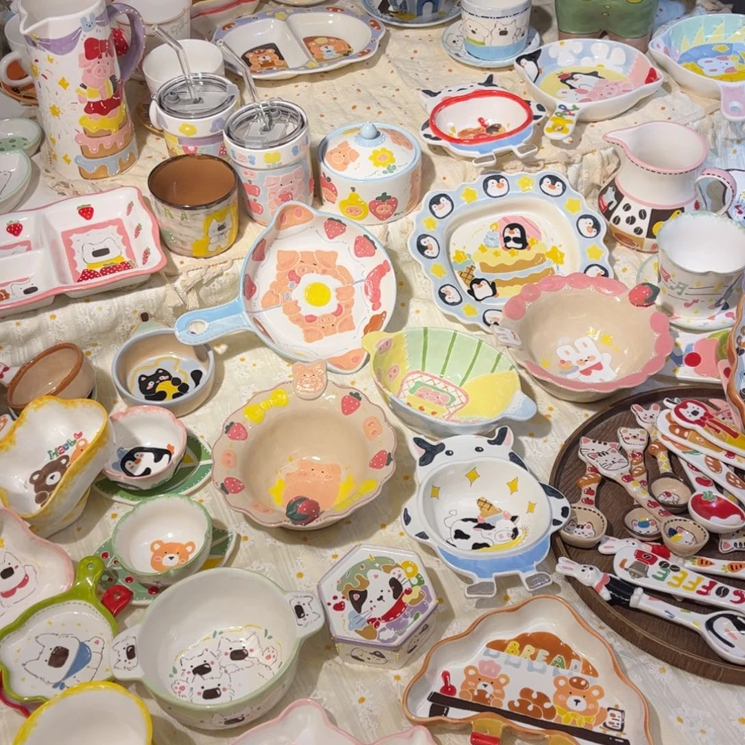 瓷片8815一起逛集市里的