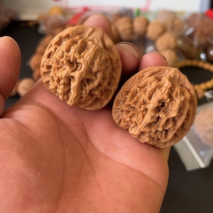 文玩核桃把件40尺帝王