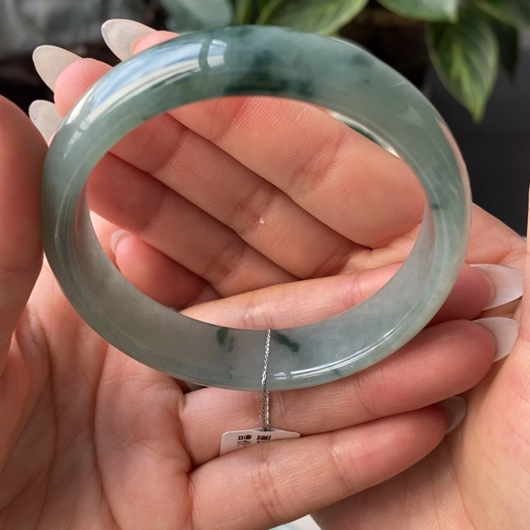 翡翠未镶嵌手镯天然