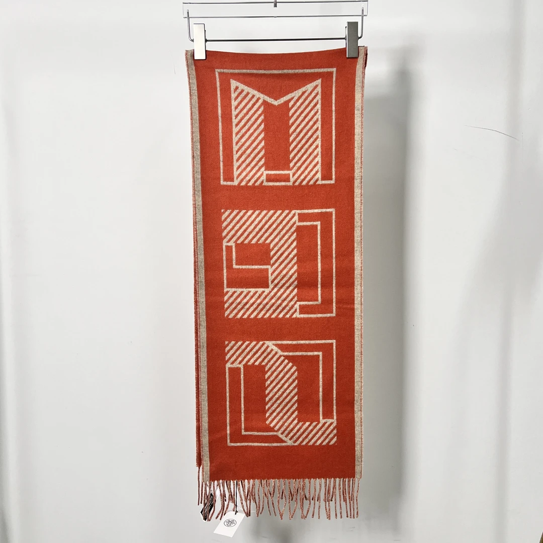 未使用 Hermes/爱马仕 CZF1987/经典款式围巾/尺码160*30