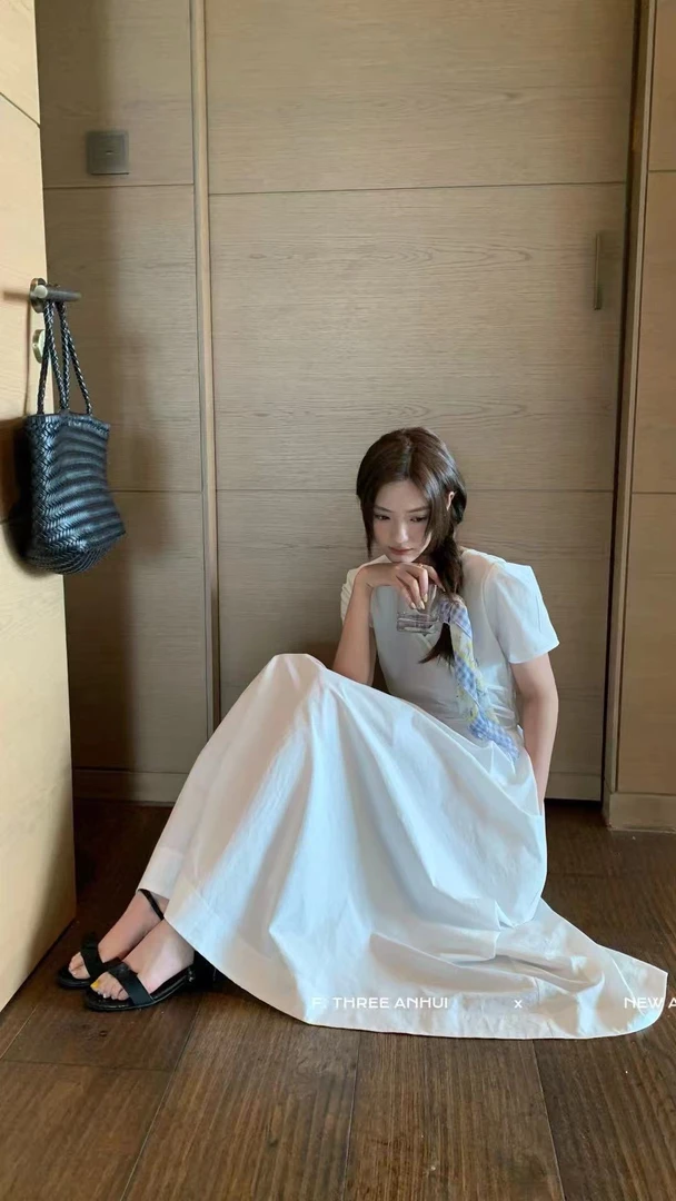 温柔瑶-三姐妹#夏日法式度假露背连衣裙#16180【福福】