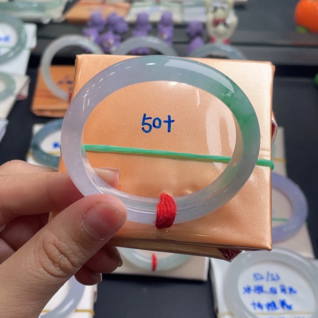 翡翠未镶嵌手镯翡翠手镯