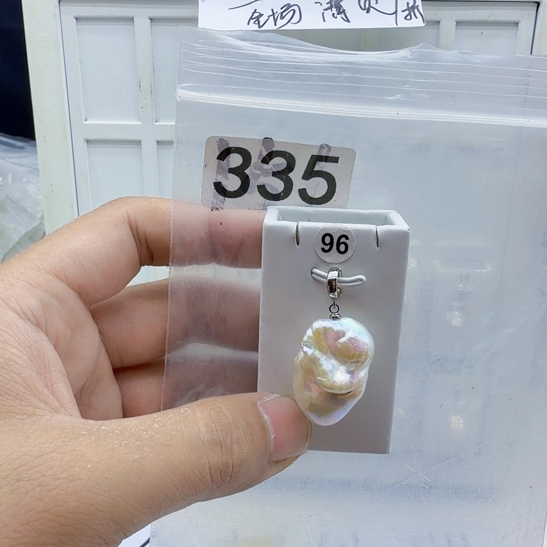 淡水珍珠合金颈饰