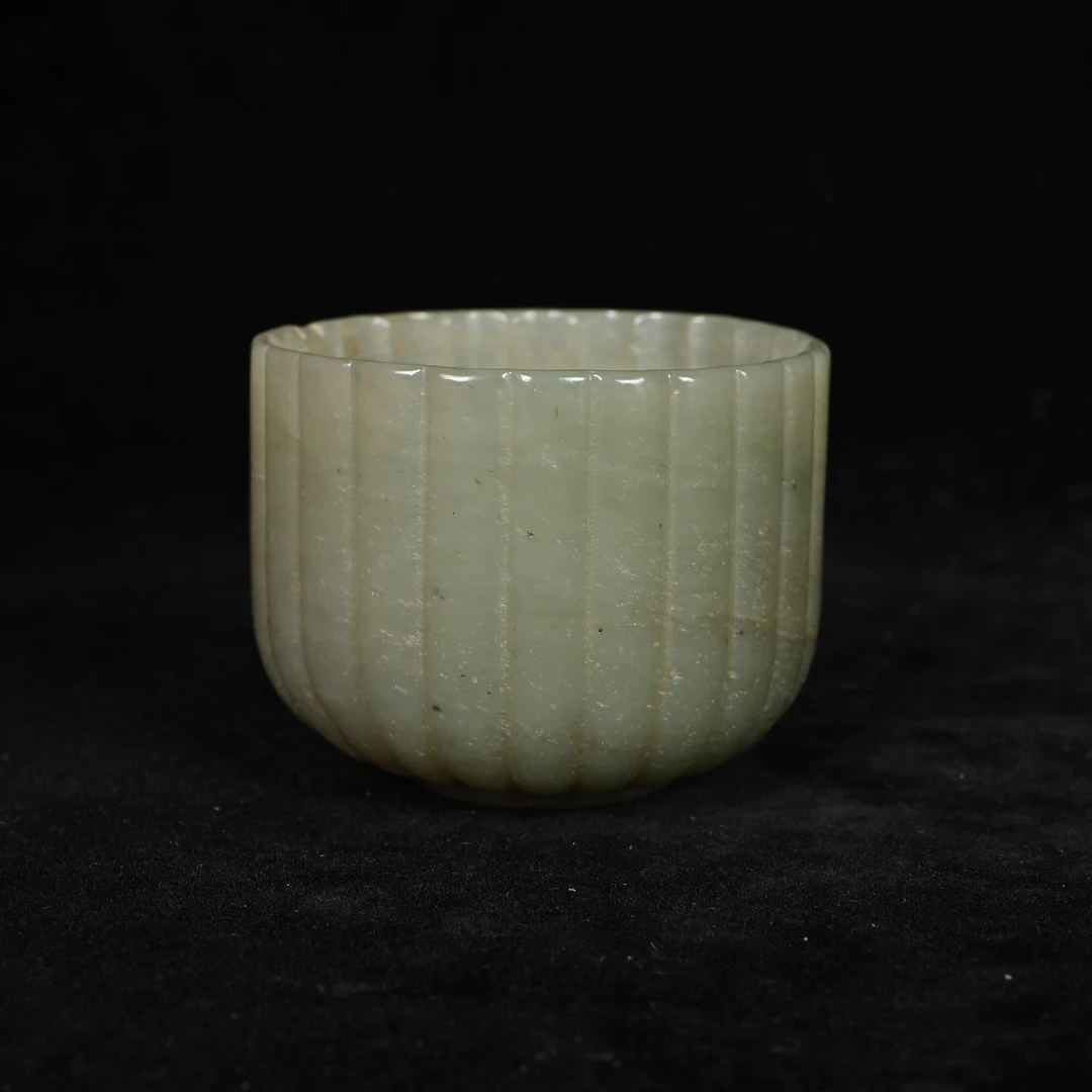 清代瓜棱纹玉杯/JE.049175/集萃斋