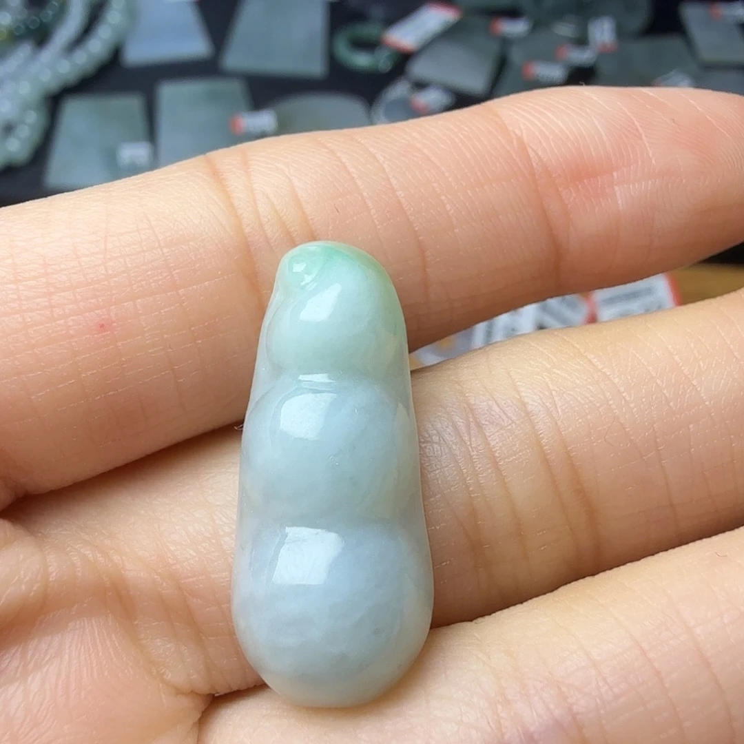 翡翠未镶嵌颈饰天然缅甸翡翠A货