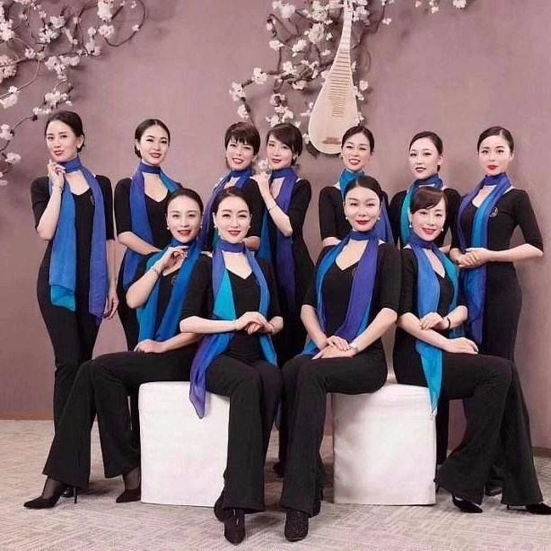 广场舞超轻薄夏季丝巾网红跳舞渐变色纱巾长条演出今年流行丝巾新