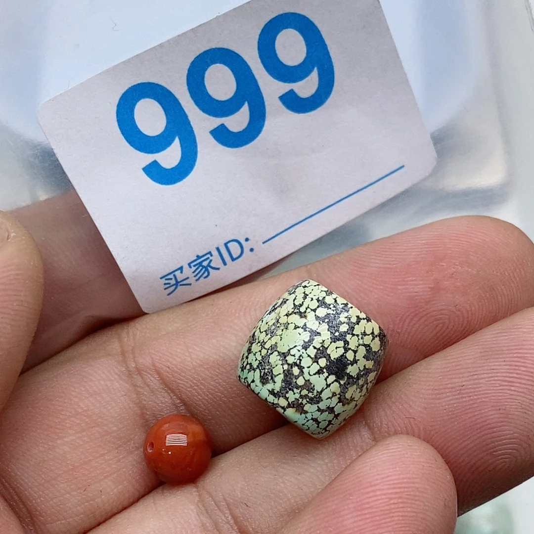南红玛瑙未镶嵌珠宝奇石