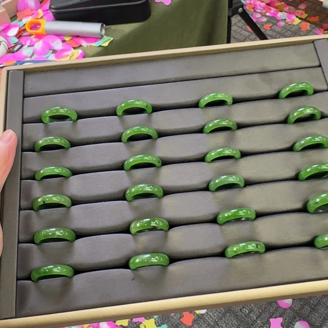 和田玉未镶嵌颈饰123倩倩多样性发其一代购不退