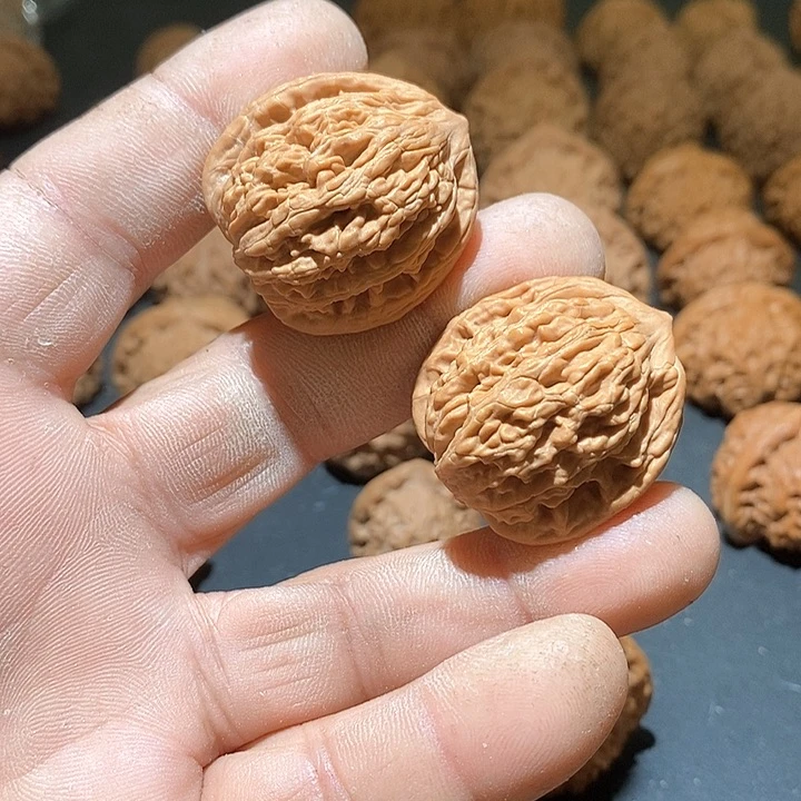 文玩核桃吊坠O*椰山虎