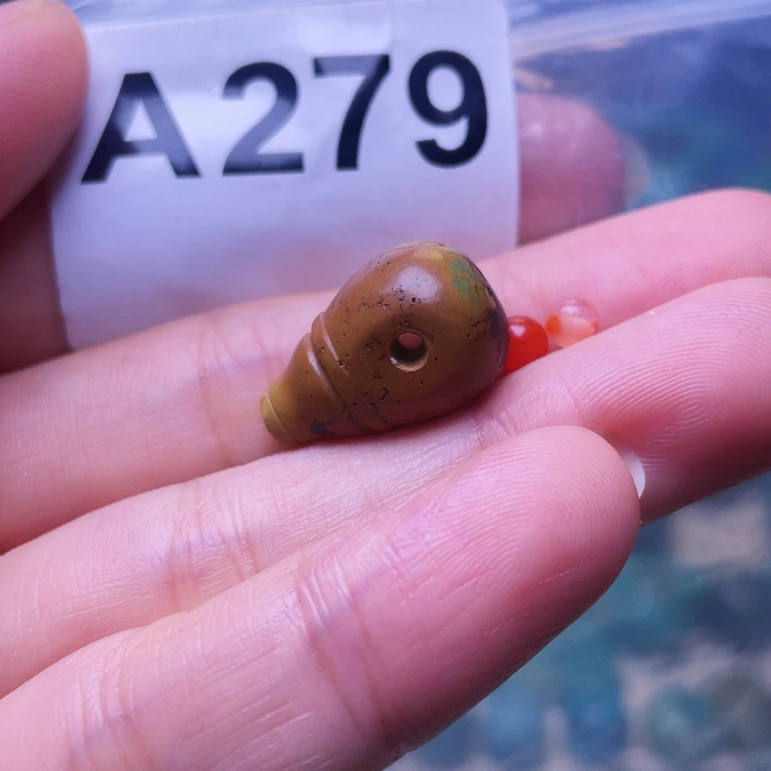 南红玛瑙未镶嵌珠宝半成品