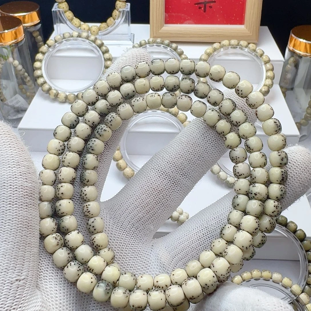 手串星月菩提石玉料7/6绿包白河豚大留白小细星长串108