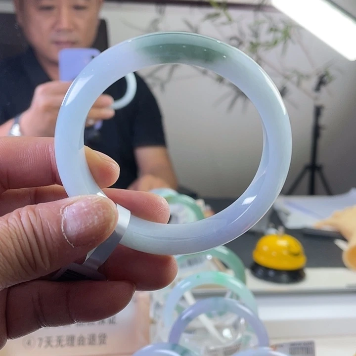 未镶嵌手镯翡翠成品