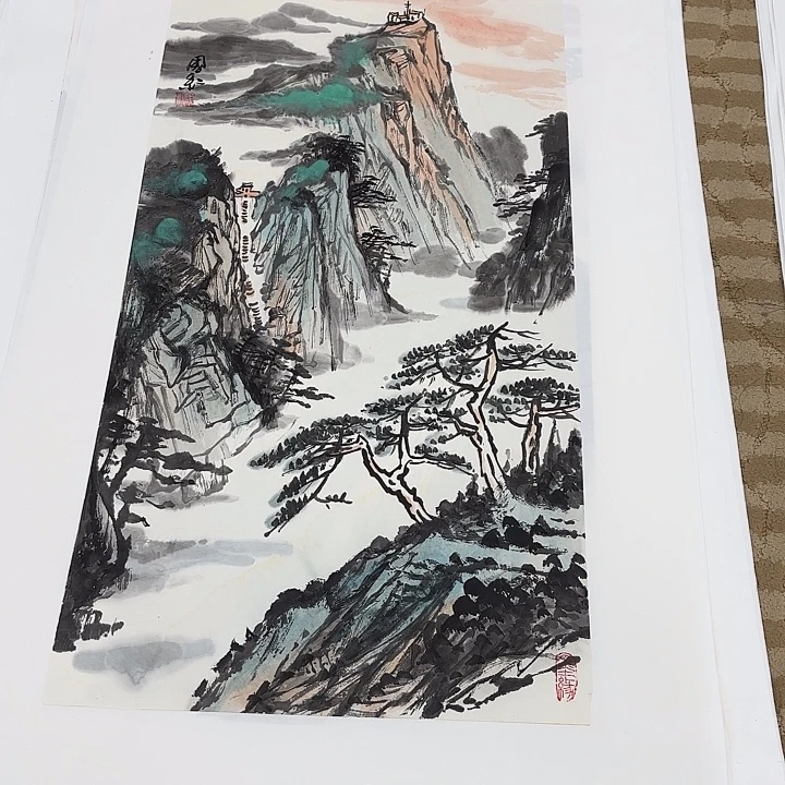 国画花鸟的翅膀和翅膀是